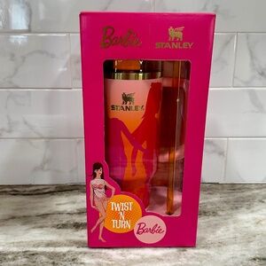 Barbie x Stanley Tumbler 60s TWIST N TURN 40 oz Quencher NEW Limited Edition Mod